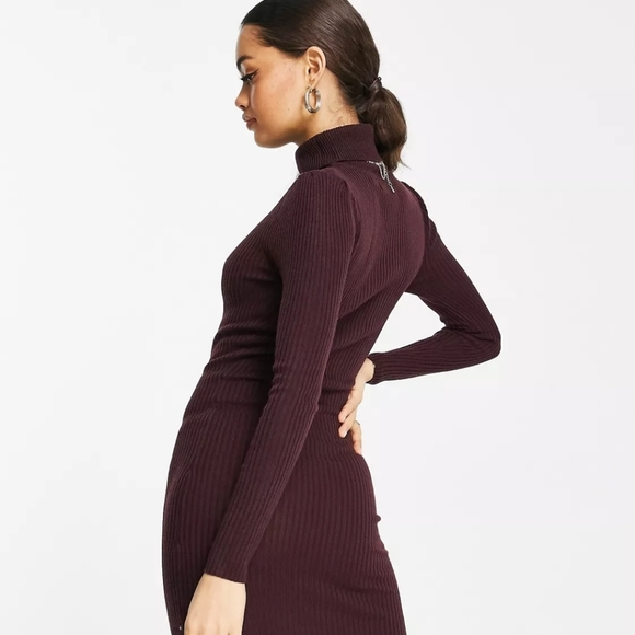 Juliet Turtleneck/rollneck sweater dress - Picture 2 of 3